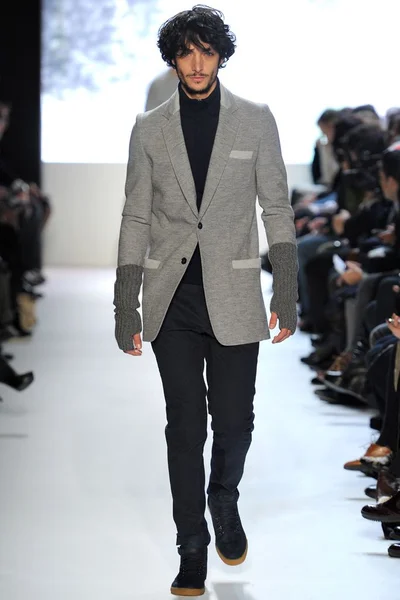 Look 29